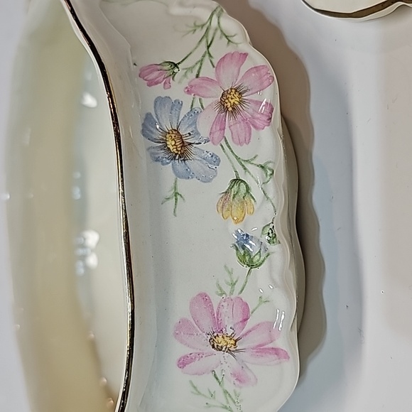 Vintage Homer Laughlin Pink Blue Flower Round Covered Vegetable Dish w/ Gold - Picture 7 of 16